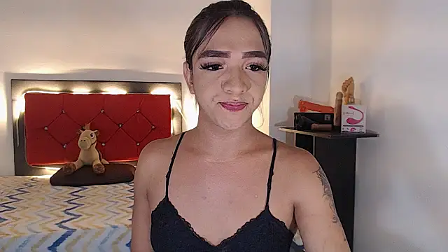 Snapshot of sofiaxdollxxx chatting on October 5, 4:12 pm sofiaxdollxxx online show from October 5, 4:12 pm