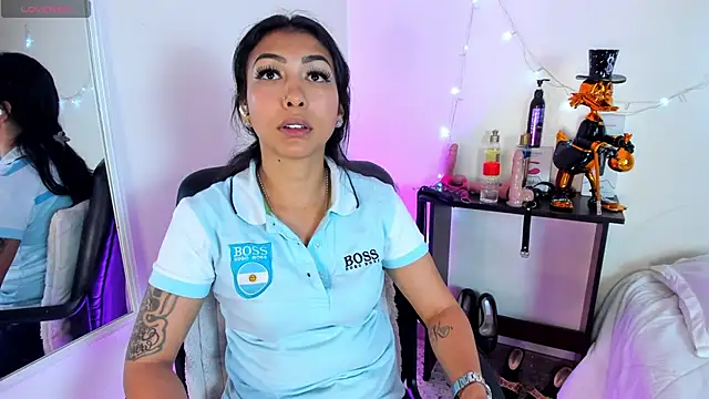 Tracy lambo online show from February 18, 11:37 pm