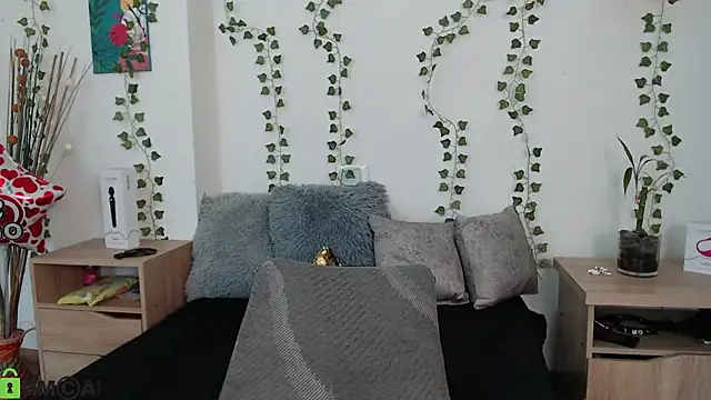 lairenbabe online show from June 4, 2:43 pm