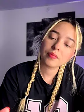 Irisweet  online show from September 15, 10:06 pm