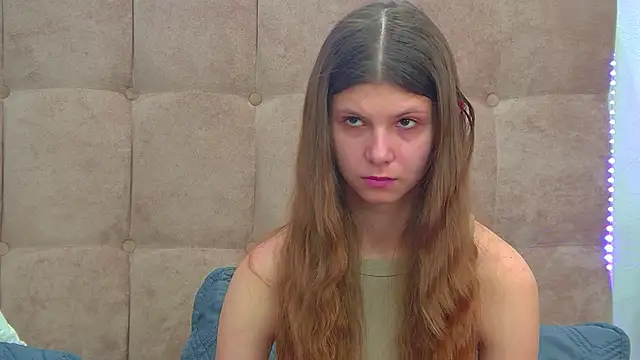 AudreyBarlow online show from November 28, 1:14 pm