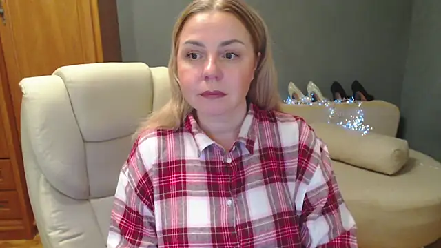 Cute sun online show from November 7, 6:57 pm