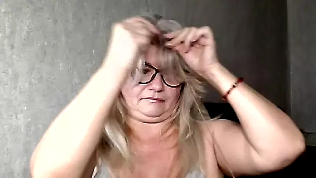 Diana 49 online show from January 10, 8:41 am