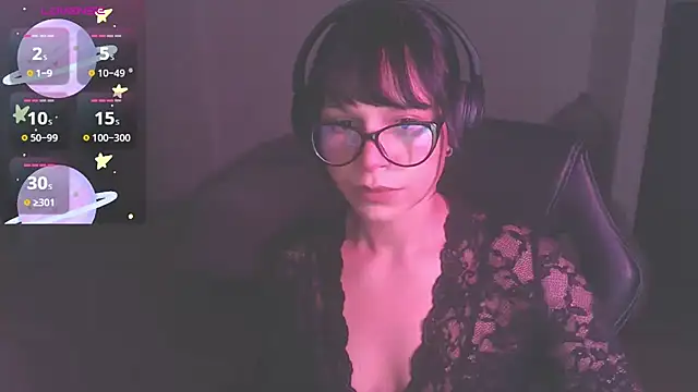 Snapshot of modjo_ chatting on October 19, 4:36 am modjo  online show from October 19, 4:36 am