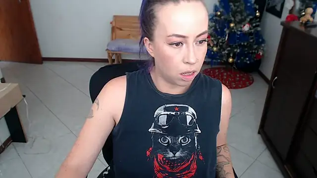 charlottezoe15 online show from November 21, 7:05 pm