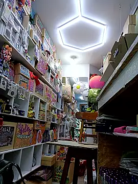 LunaZambrano online show from November 22, 8:11 pm