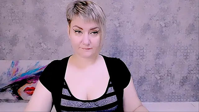 Djullia online show from October 3, 5:56 am