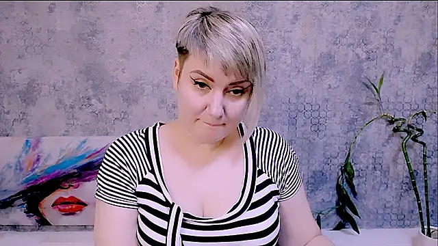 Djullia online show from November 29, 11:14 am