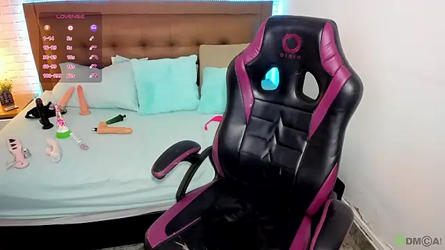 mila katts online show from November 7, 3:56 am