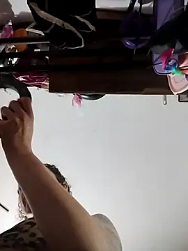 deftoolceles online show from March 31, 12:21 am