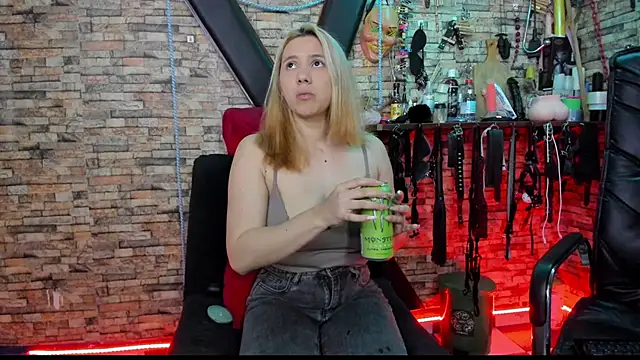 Liltildeman moon online show from September 20, 10:08 pm