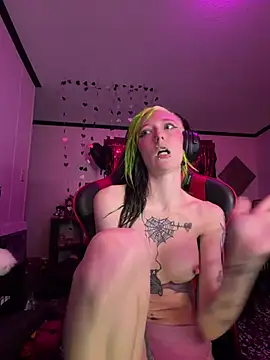 alicewonder09 online show from February 3, 6:22 am