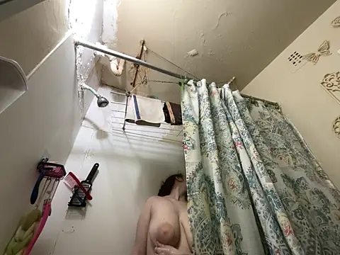 Snowbunnycake 131 online show from November 27, 10:29 am