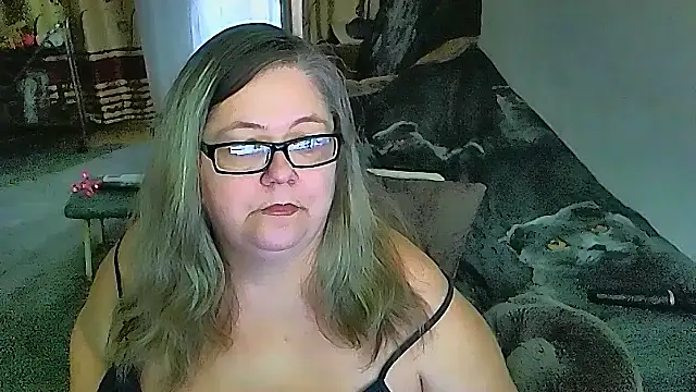 sex2 online show from April 14, 8:36 am