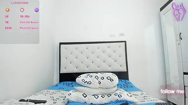 CuteLatinaxx online show from October 17, 3:26 pm