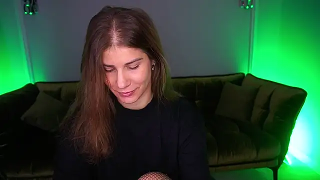 CassandraGood online show from November 8, 6:40 am