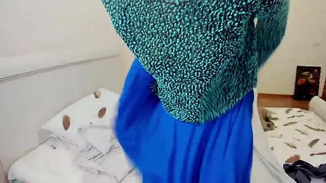 aminalive online show from November 19, 8:31 pm