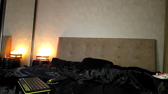 -Yummybabes- online show from March 23, 10:27 pm