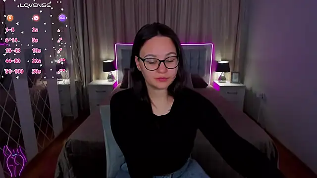 EsterLogan online show from September 26, 10:46 am