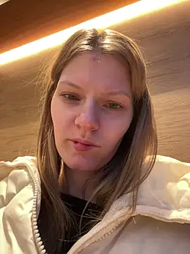 MaryHiggins online show from January 15, 6:52 am