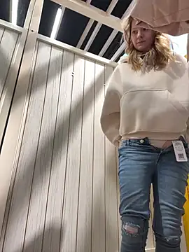 MaryHiggins online show from September 13, 11:07 am