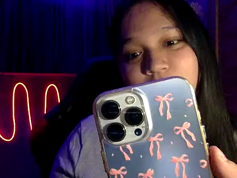 Snapshot of Lianneeeeee1 chatting on October 17, 7:06 pm Lianneeeeee1 online show from October 17, 7:06 pm