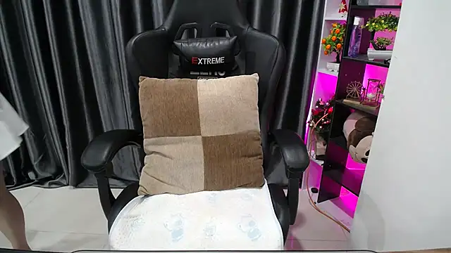 Yuki-yio online show from September 12, 1:17 am