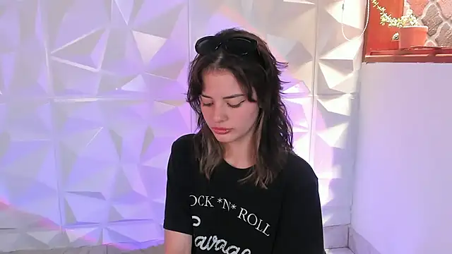 Abby Saenz01 online show from April 20, 5:38 pm