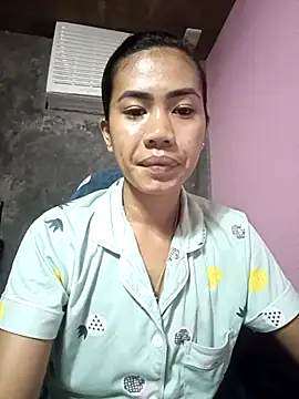 Snapshot of Cutie_body11 chatting on October 6, 1:44 am Cutie body11 online show from October 6, 1:44 am