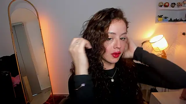 Cassandra Caiin online show from October 11, 11:14 am