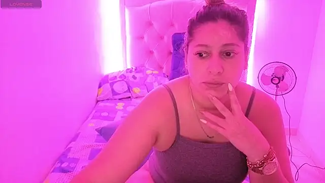 Nazlyy30 online show from November 8, 1:32 am