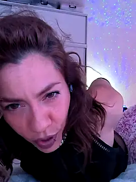 SamyJones9 online show from October 9, 2:37 am