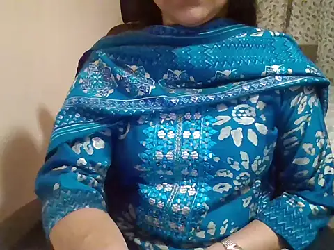 Pinky 4 online show from January 10, 10:58 pm