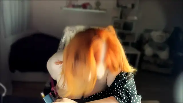 Vi-Vixen online show from January 8, 8:35 pm