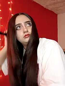 IvonneT online show from October 5, 8:36 pm