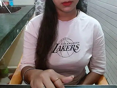 Snapshot of LovingPihu chatting on September 11, 6:03 am LovingPihu online show from September 11, 6:03 am