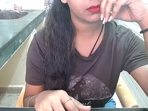 Snapshot of LovingPihu chatting on October 13, 6:16 am LovingPihu online show from October 13, 6:16 am
