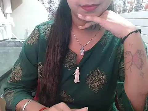 LovingPihu online show from April 6, 5:08 am