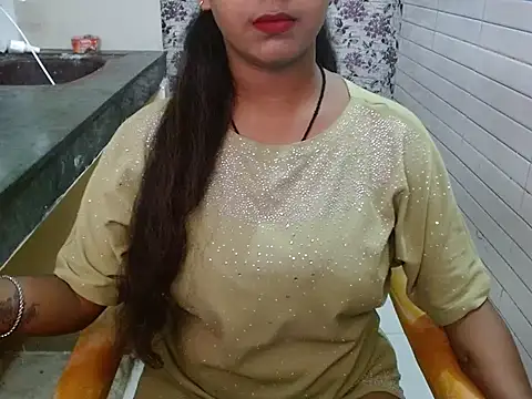 Snapshot of LovingPihu chatting on September 27, 6:09 am LovingPihu online show from September 27, 6:09 am