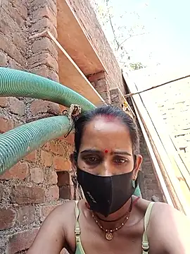 Mohni Das online show from May 17, 10:47 am