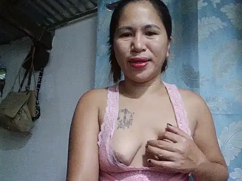 Snapshot of h0ney_lips chatting on September 25, 11:46 pm h0ney lips online show from September 25, 11:46 pm