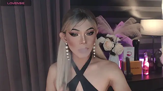 HugecockAlexa online show from September 12, 7:50 am