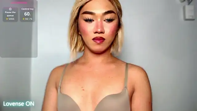 Snapshot of Mariadel_Hilton chatting on October 31, 7:40 pm Mariadel Hilton online show from October 31, 7:40 pm