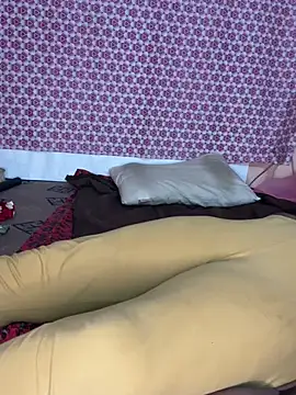 worstcouples online show from February 13, 1:57 pm