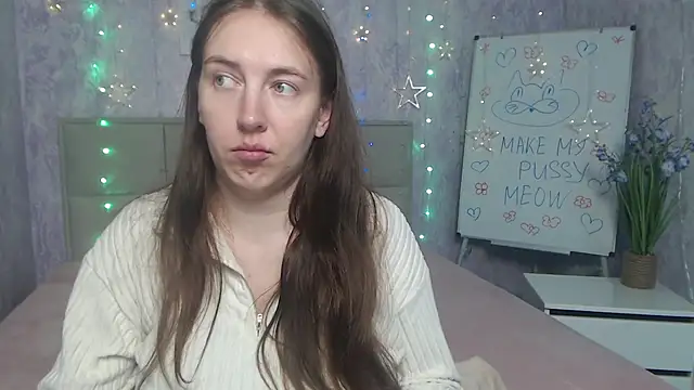 Snapshot of KaleyReed chatting on September 24, 9:52 am KaleyReed online show from September 24, 9:52 am