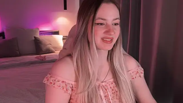 elinanortas online show from November 28, 6:38 am