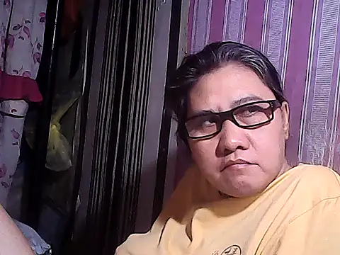 sweetsosie18 online show from September 29, 8:36 pm