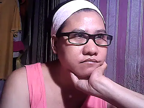 sweetsosie18 online show from October 1, 8:47 pm