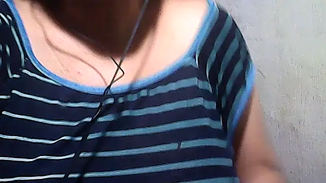 sweetsosie18 online show from February 28, 1:32 pm