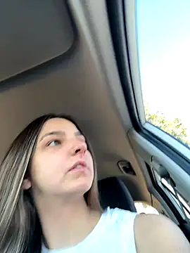 DoriDeluxe66 online show from October 28, 8:09 am